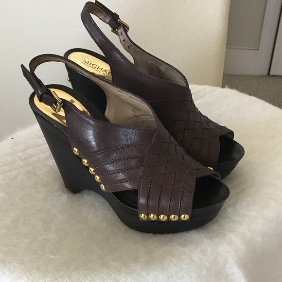 Michael Kors Gold-studded Brown Leather Wedge, 7.5 - Picture 2 of 8
